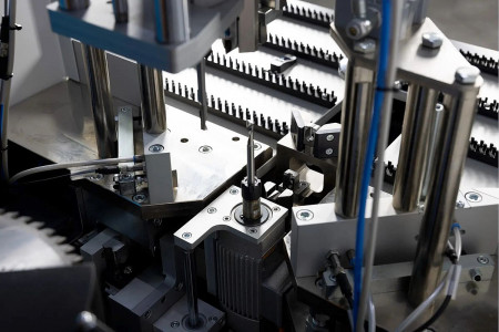Yilmaz CNC 609 - Станок для зачистки углов ПВХ профилей (2х осевой) - 6