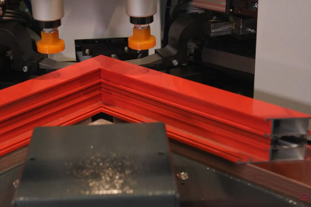 Yilmaz KP 130 CNC - Автоматический углообжимной пресс с ЧПУ  - 6